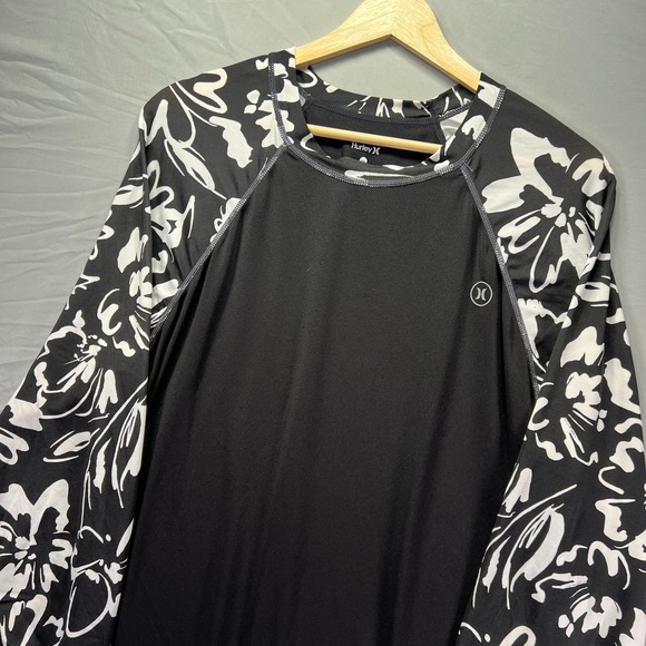 Hurley Rash Guard Womens 2XL Black Long Sleeve Stretch Floral UPF 50 Swim Sun - Picture 1 of 8